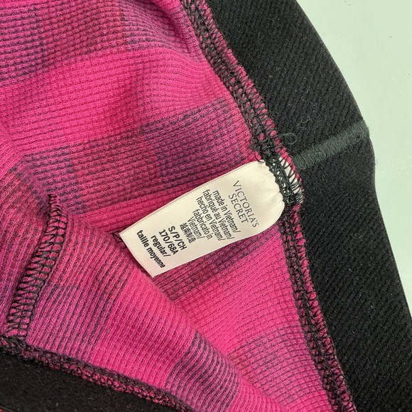 Victoria's Secret Small 2 Piece Plaid Pajama Set - Pink and Black - Picture 4 of 5